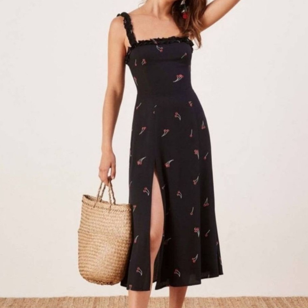 Reformation arielle maraschino cherry dress size 4 EUC